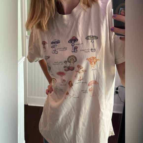 Forever 21 mushroom shirt - Picture 1 of 2
